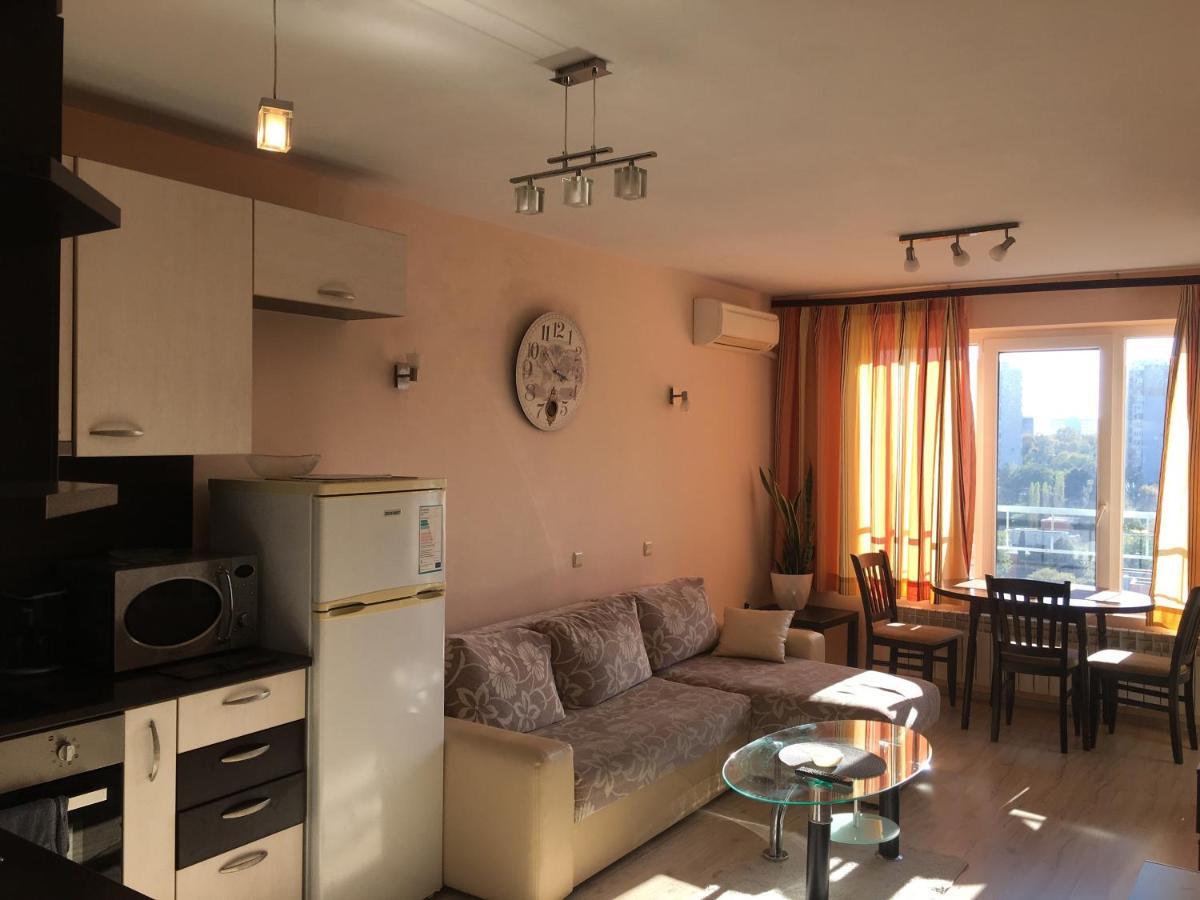 Appartement Апартамент Зорница à Burgas Extérieur photo