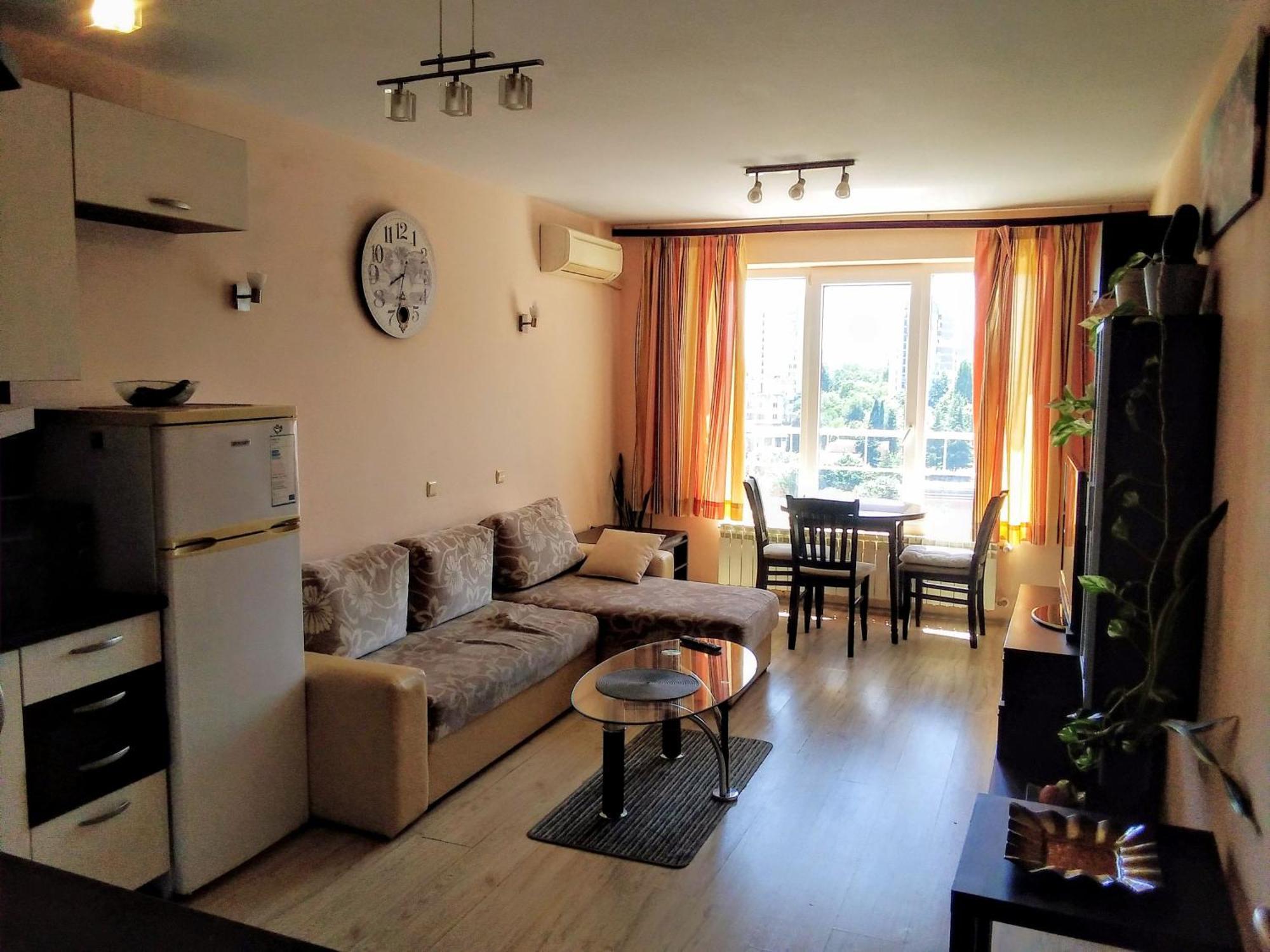 Appartement Апартамент Зорница à Burgas Extérieur photo