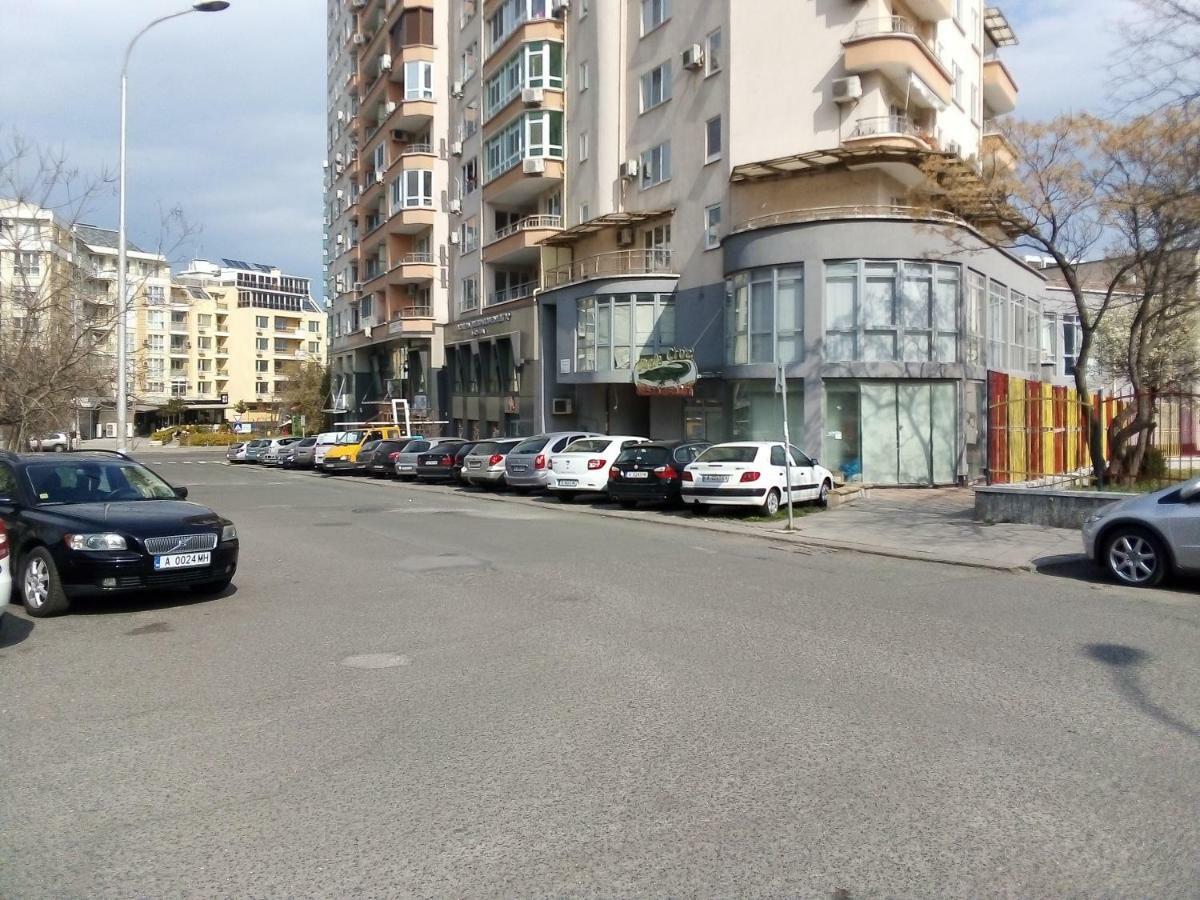 Appartement Апартамент Зорница à Burgas Extérieur photo
